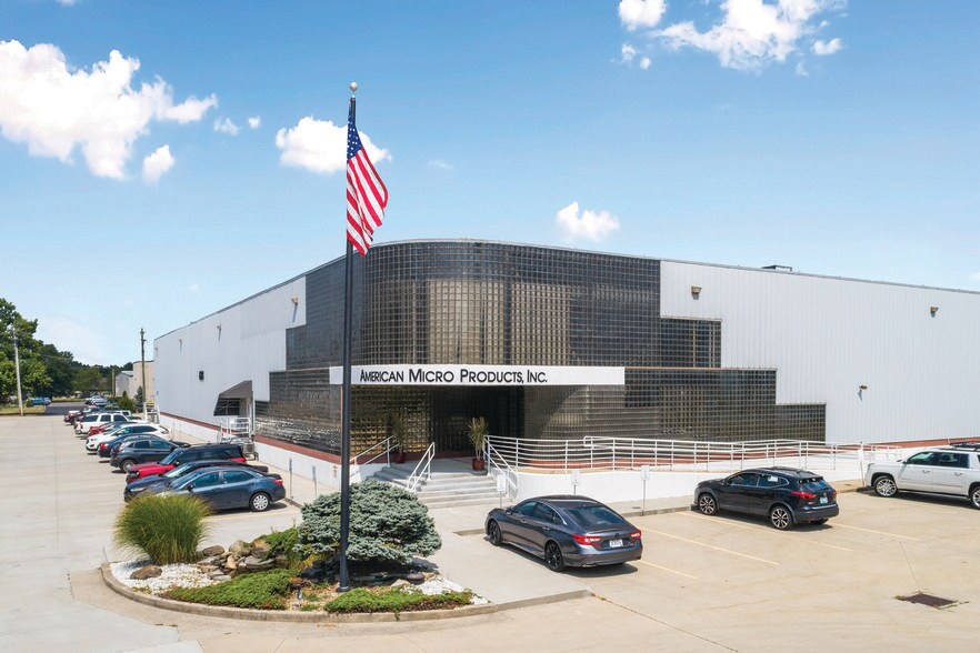 https://re-ds.com/wp-content/uploads/2026/10/4288-Armstrong-Blvd-Batavia-OH-Building-Photo-1-Large.jpg